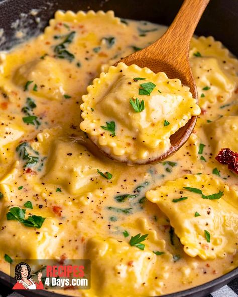 Creamy Tuscan Ravioli Vegan Ravioli Sauce Recipe, Ravioli With Bechamel Sauce, Creamy Tuscan Ravioli Recipe, Creamy Tuscan Ravioli Soup, Ravioli In Cream Sauce, Easy Dinner Recipes Ravioli, What To Do With Frozen Ravioli, Tuscan Ravioli Recipe, One Pot Ravioli Soup