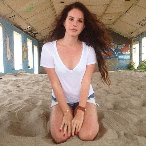 Beach 2000s Aesthetic, Keywest Kitten, Lana Del Rey Fan, Florida Kilos, Mermaid Motel, Love Lana Del Rey, Tropical Core, Terrence Loves You, No Ordinary Girl