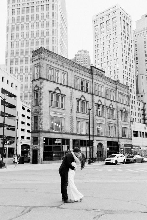 Downtown Detroit Engagement Photos, Engagement Photos Historic Downtown, Chicago Skyline Engagement Photos, Engagement Photo Shoot Poses, Detroit Engagement Photos, Detroit Wedding Photos, Downtown Indianapolis Engagement Photos, Engaged Couples Photography, Downtown Detroit