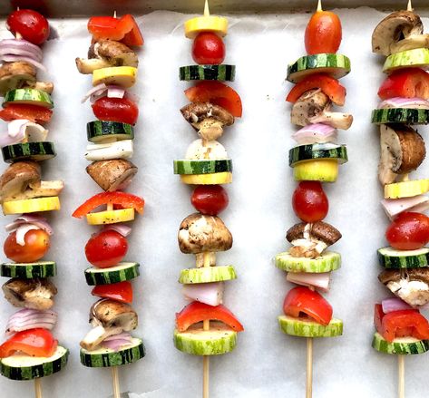 Roasted Vegetable Skewers, Roasted Veggie Skewers, Vegetable Skewers Oven, Vegetable Kabobs In The Oven, Oven Kabobs, Vegetarian Skewers, Veggie Kebabs, Roasted Veggies In Oven, Veggie Kabobs