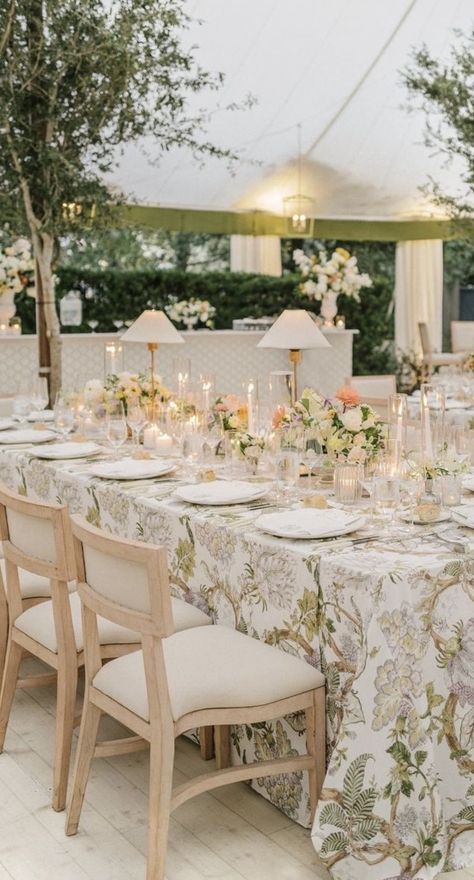 Use of lamps, clear glass with cuts for stemware and candles. Adds interest without chaos. Use of trees Corporative Events, Buffet Wedding Reception, Cocktail Hour Decor, Instagram Pro, Clear Tent, Wedding Backyard Reception, Tablescape Inspiration, Pro Tip, Venue Decor