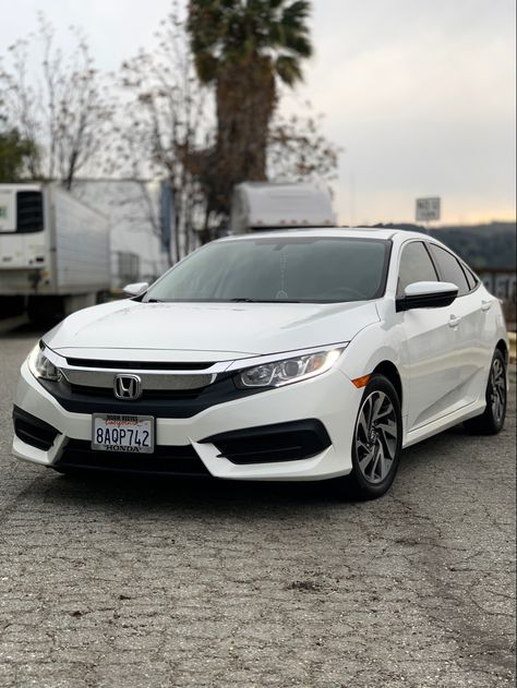 Mobil Civic, White Honda Civic, Civic G10, Vision Bored, Car For Teens, Civic Car, Honda Civic 2016, White Car, Pretty Cars