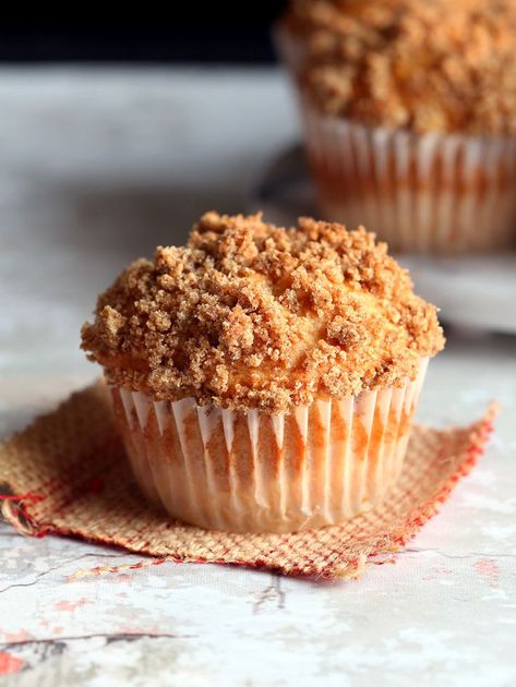 Vegan Banana Bread Muffins, Vegan Apple Cider, Banana Streusel Muffins, Low Sugar Muffins, Apple Cider Muffins, Apple Pie Muffins, Cider Donuts Recipe, Apple Cider Donuts Recipe, Vegan Banana Muffins