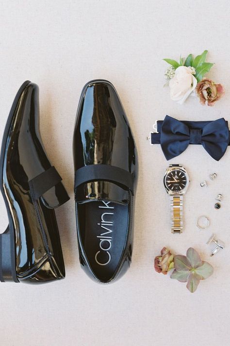 Groom Flatlay, Party Pictures Ideas, Grooms Shoes, Wedding Preparation Photos, Bride With Bridesmaids, Bridal Party Pictures, Chicago Athletic Association, California Ranch Wedding, Groom Shots