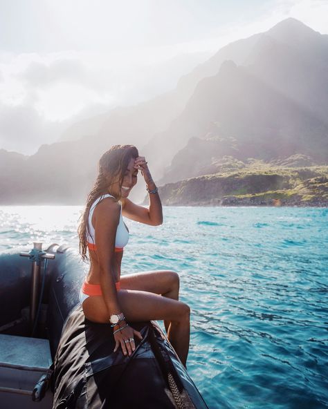 Emily Yates, Kauai Travel, Solo Travel Destinations, Adventure Photos, Work Online, Dream World, 2023 Vision, Morning Light, Hawaii Travel