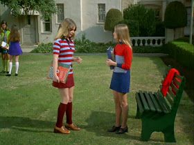 Brady Bunch Fashion, Marsha Brady, Jean Skirt Outfit, Marcia Brady, Brady Kids, Tv Dads, Superstar Barbie, Thrift Flips, Brady Bunch