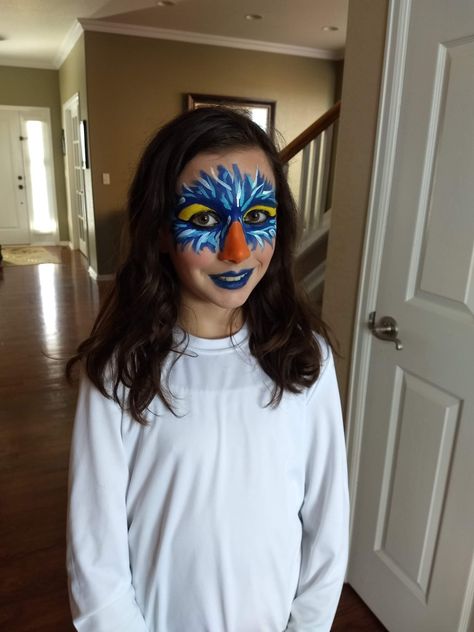 Lion King Jr. Zazu make up idea Zazu Lion King Makeup, Zazu Lion King Face Paint, Lion King Jr Makeup, Zazu Lion King Costume, Lion King Costumes Diy, Lion King Face Paint, Zazu Costume, Lion King Makeup, Zazu Lion King