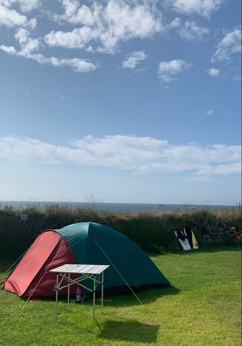 Holiday | camping | beach | sea | cornwall | summer | sunny | aesthetic Cornish Summer, Cornwall Summer, Sunny Aesthetic, English Summer, Camping Aesthetic, Art 2024, Camping Beach, By The Sea, Summer 2024