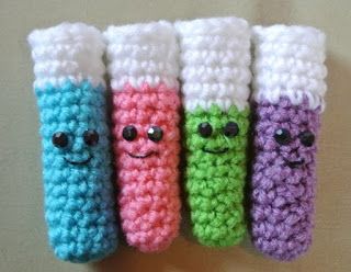 Kimber's Life: Free Test Tube Crochet Pattern Science Amigurumi Free Pattern, Crochet Chemistry Set Free Pattern, Crochet Science Pattern Free, Crochet Cylinder, Chemistry Crochet Pattern Free, Science Crochet Pattern Free, Crochet Science, Crochet Tube, Crochet African Flowers