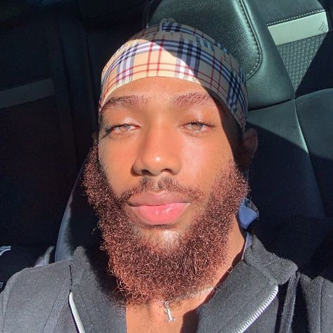 𝕬𝖒𝖆𝖗 𝕳𝖊𝖋𝖓𝖊𝖗 on Instagram: “Red would be dope” Dyed Beard, Colored Beard, Beard Color, Beard Dye, Black Men Beards, Beard Colour, Red Beard, Black Men Haircuts, Black Beards