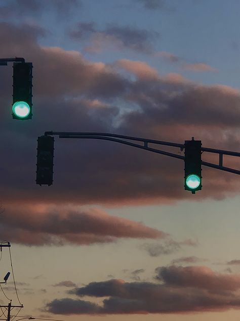 Green Traffic Light Aesthetic, Aesthetic Stoplight, Stop Light Aesthetic, Stoplight Aesthetic, Thieves Aesthetic, Green Traffic Light, Red Song, Blind Art, Pedestrian Crossing