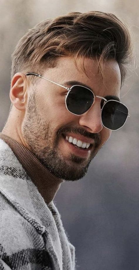 Cool Glasses For Men, Stylish Glasses For Men, Shades For Men, Mens Sunglasses Fashion, Mens Glasses Fashion, Round Sunglasses Vintage, Trendy Glasses, Trend 2024, Cool Glasses