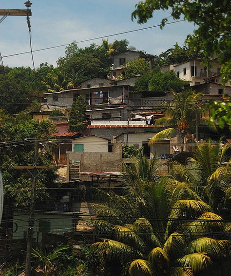 Homes in Omoa,  HONDURAS     (by asnyder5 on Flick) Honduras Aesthetic, Honduras Wallpaper, Honduras Photography, Honduras Culture Aesthetic, Roatan Honduras Pictures, Honduras Travel, Mexico Cruise, Latin America Travel, Summer Paradise