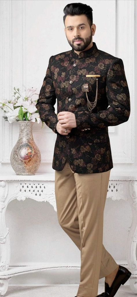 Cocktail Outfit Ideas, Jodhpuri Suits For Men Latest, Jodhpuri Coat Pant, Formal Shirt Design, Casual Wedding Suit, Marriage Clothes, Indian Wedding Suits Men, Jodhpuri Suits, Suit For Men Wedding