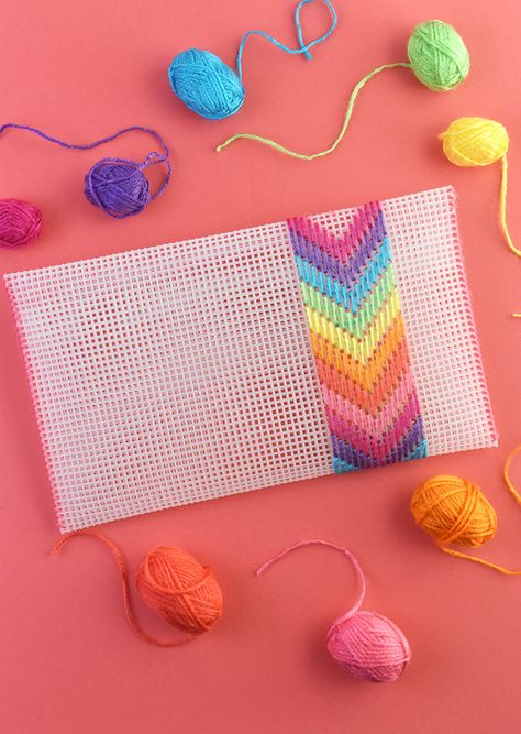 Stitch a Rainbow Plastic Canvas Pouch | Handmade Charlotte Tricotin Long, Classy Crochet, Canvas Bag Diy, Bargello Patterns, Diy Crochet Bag, Plastic Canvas Stitches, Handmade Charlotte, Pouch Handmade, Plastic Canvas Patterns Free