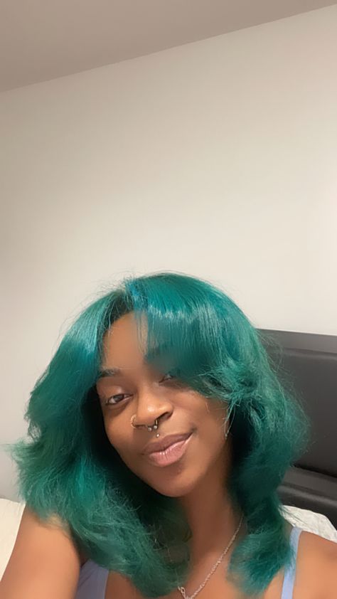 Emerald Green Hair Dye, Teal Hair Black Women, Emerald Hair Color, Adore Hair Dye, Teal Hair Color, Clover Hair, Emerald Green Hair, Emerald Hair, Green Hair Dye