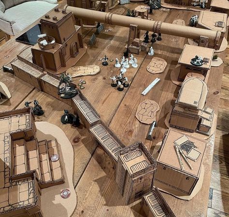 Dnd Table, Dnd Diy, Dnd Crafts, D&d Minis, Cardboard Design, Warhammer Terrain, Dungeon Master's Guide, Cardboard Box Crafts, Game Terrain