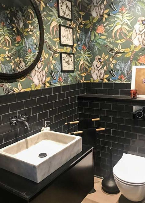 Large Print Wallpaper in Small Bathroom Jungle Bathroom, Wallpaper For Small Bathrooms, Wc Ideas, Makeover Kamar Mandi, Small Downstairs Toilet, Small Toilet Room, Bath Inspiration, Downstairs Loo, Guest Toilet