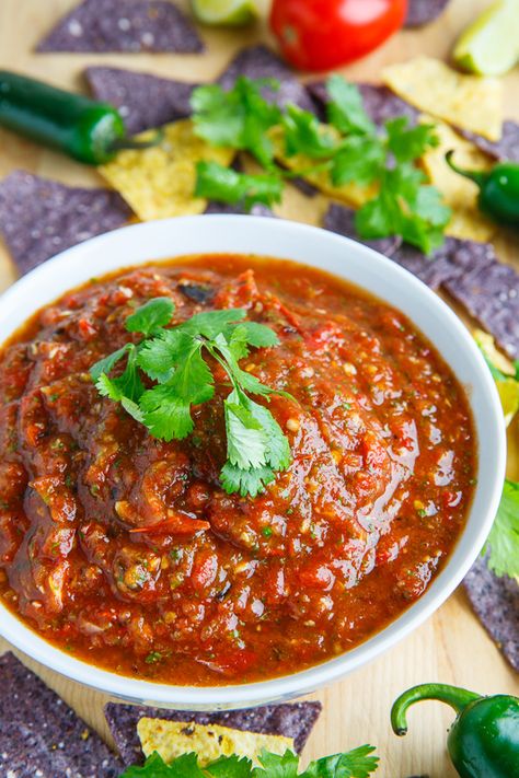 Salsa Ranchera Salsa Ranchera, Closet Cooking, Roasted Tomato Salsa, Cowboy Caviar, Salsa Dip, Spicy Salsa, Recipes Appetizers And Snacks, Salsa Recipe, Salsa Verde