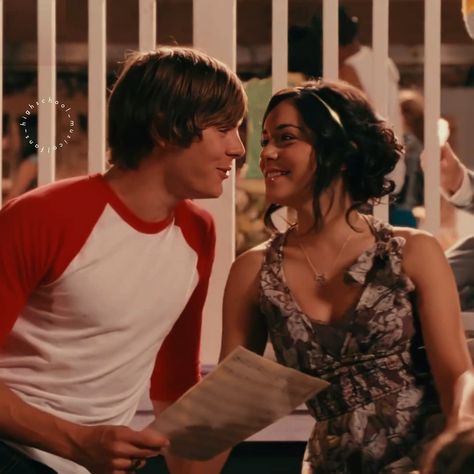 Disney Channel Aesthetic, Gabriela Montez, Zac And Vanessa, Troy And Gabriella, Zac Efron And Vanessa, High School Musical 2, High School Music, High School Musical 3, Troy Bolton