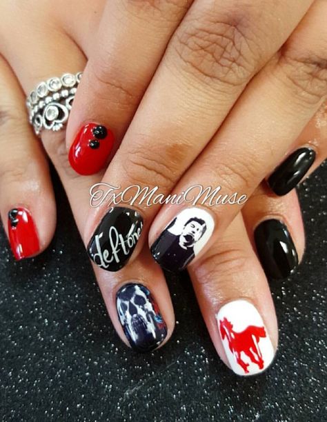 Deftones nails Deftones Nails Ideas, Deftones Inspired Nails, Deftones Nails, Vamp Nails, Horror Nails, Band Nails, Pretty Gel Nails, Dye My Hair, Nail Inspiration