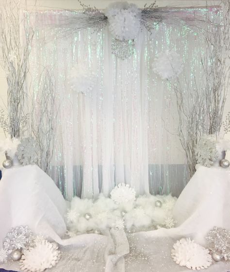 Winter Wonderland Photo Backdrop, Winter Wonderland Pictures, Diy Winter Wonderland, Wonderland Background, Sweet 16 Winter Wonderland, Winter Wonderland Background, Diy Backdrops, Winter Wonderland Backdrop, Wonderland Backdrop