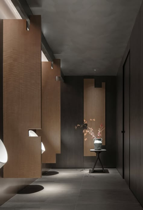 YinjiSpace - ZMAKE x Yongwei Nandu New Town Sales Department Commercial Washroom Design, Terracotta Interior, Dojo Design, Public Bathroom, Wc Design, Restroom Design, Public Toilet, Rest Room, Living Area Design