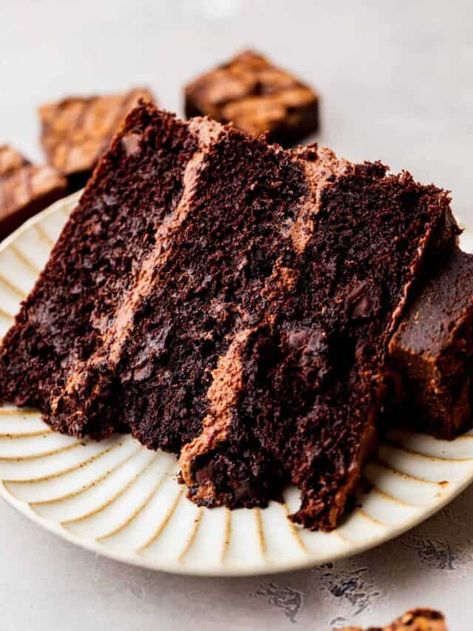 Chocolate Cake Layers, Chocolate Cream Cheese Frosting, Cake Layers, Chocolate Cream Cheese, Brownie Batter, Brownie Cake, Recipe Steps, Chocolate Cream, Cake Batter