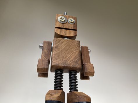 Wood Robots, Wooden Robots, Wood Robot, Wooden Character, Wooden Robot, Toy Robot, Japanese Joinery, Wood Block Crafts, Robot Sculpture