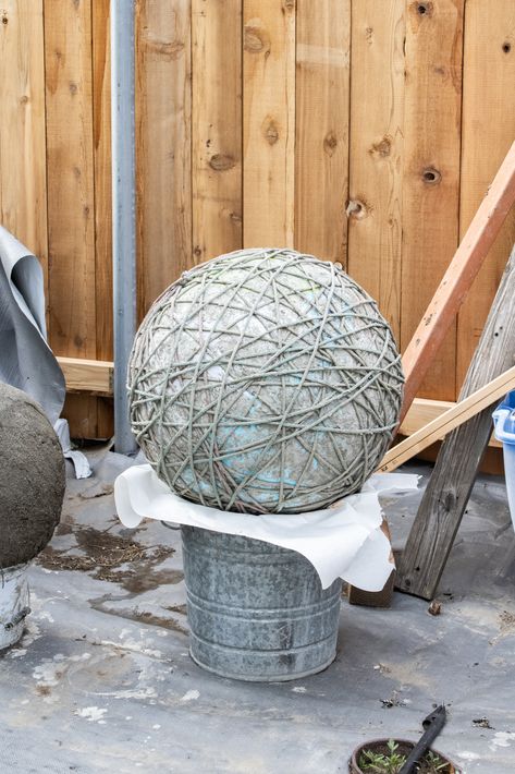 Cement Orbs, Concrete Balls, Garden Orbs, Concrete Molds Diy, Concrete Leaves, Garden Globes, Cement Garden, Garden Balls, Concrete Diy Projects