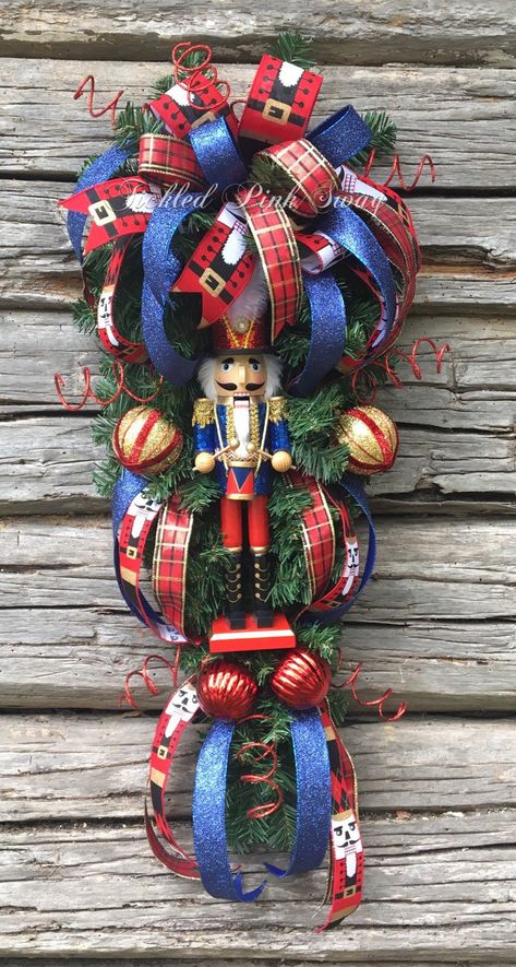 #Nutcracker, #nutcrackerwreath, #nutcrackerswag, #TheNutcracker #tickledpinkswag Christmas Dinner Decor, Christmas Dinner Decorations, Nutcracker Wreath, Nutcracker Christmas Tree, Chair Back Covers, Nutcracker Decor, Nutcracker Christmas Decorations, Dinner Decor, Franklin Tn