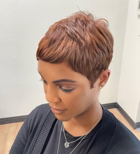 Brown And Blonde Pixie, Short Brown Pixie Cut, Big Chop Ginger Hair, Honey Blonde Big Chop, Honey Blonde Pixie Cut, Short Honey Blonde Hair On Black Women Pixie Cut, Golden Blonde Pixie Haircut Black Women, 2023 Pixie, Brown Pixie