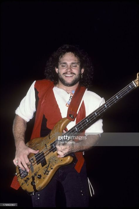 Michael Anthony, Square Garden, Madison Square, Madison Square Garden, Van Halen, Guitar, Square