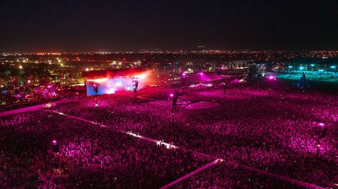 Hermoso pink ocean Future Concert, Concert Stage Design, Blackpink Coachella, Blackpink Born Pink, Concert Stage, Concert Aesthetic, Pink Tour, Born Pink World Tour, Future Career