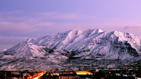 Utah mountain range at dusk Mount Timpanogos, Inspirational Wallpaper, Wallpaper Quote, Utah Lakes, Liberal Arts College, Primary Songs, College List, Values Education, Utah Mountains