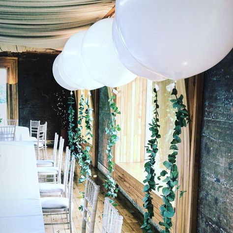 🌿 Our fresh Eucalyptus Giant Balloons looked fantastic at @elmorecourt this weekend 🌿 Balloons With Greenery, Balloon Tassel, Jumbo Balloons, Led Balloons, Giant Balloons, Big Balloons, Greenery Garland, Peach Blush, White Balloons