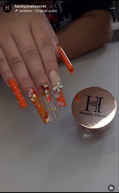 Fall Nail Designs Orange, Orange Fall Nails Acrylic, Nail Designs Orange, Orange Fall Nails, Fall Nails Acrylic, Orange Ombre Nails, Nails Winter, Orange Ombre, Orange Nails