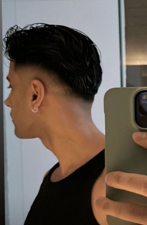 Top 50 Trendy & Cool Men's Fade Haircuts: Detailed Gallery | 50 Best Fade Haircuts for Men (Detailed Gallery) | Aesthetic Hairstyles For Men Long Slicked Back Hair, Short Slicked Back Hair, Fit Inspire, Taper Fade Long Hair, Mens Haircuts Thick Hair, Taper Fade Short Hair, Hairstyles Undercut, Mid Fade Haircut, Haircut Selfie