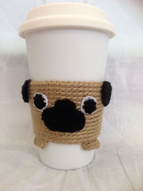 Pug Cup Cozy por CraftyHongSisters en Etsy Pug Mug, Crochet Cup Cozy, Pugs And Kisses, Pug Pictures, Crochet Cozy, Mug Cozy, Cup Cozy, A Pug, Pug Lover