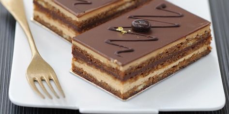 Opéra facile - Recettes : recette sur Cuisine Actuelle Opera Cake, Vegan Snack Recipes, French Dessert, French Desserts, Grilling Gifts, Coconut Macaroons, Fall Dessert Recipes, Bakery Cakes, Favorite Cookies