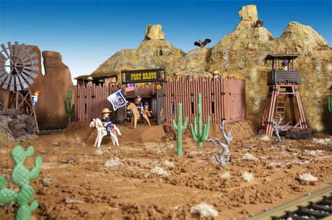 Skywalkers Wild West Diorama 2012 Playmobil Sets, Play Table, Country Western, Model Railroad, Wild West, Mount Rushmore, Arizona, Lego, Texas