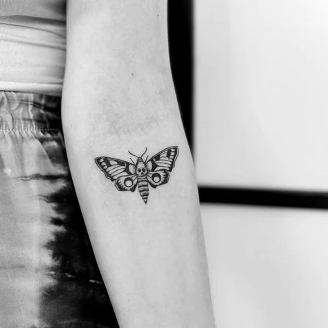 Moth Tattoo Ideas, Moth Tattoo Meaning, Wrist Tattoo Cover Up, Butterfly Tattoo Meaning, Back Of Arm Tattoo, Inner Arm Tattoo, Tattoo Parlor, Elbow Tattoos, Moth Tattoo