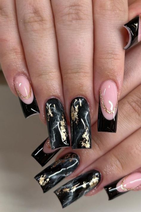 Extravagant and dramatic with specs of gold foil, this black marble nail art design on square tips will make a bold style statement. Extravagant Black Nails, Black And Marble Nails, Black And Gold Square Nails, Black And Gold Marble Nails, Black Marble Nail Art, Extravagant Nails Designs, Nail Ideas Silver, Extravagant Nails, Silver Prom Nails