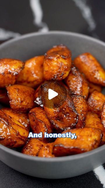 Kelly Scott on Instagram: "How to make fried sweet plantains 🍌 

Sign up for my newsletter to keep up to date with recipes and cooking techniques! Comment “NEWSLETTER” and I’ll send you a link to your DMs to join my community!

Instructions:
* 4 ripe plantains, yellow with brown spots
* 3-4 cups avocado oil
* salt
* 1 tbsp brown sugar

See steps at below link, or comment “RECIPE” and I will send the full recipe straight to your DMs!

https://kellyscleankitchen.com/2024/09/01/fried-sweet-plantains/

#sweetplantains #cooking #plantains" Cooking Plantains, Fried Sweet Plantains, Fried Plantain Recipe, How To Make Plantains, How To Cook Plantains, Sweet Plantains, Plantain Recipes, Ripe Plantain, Plantains Fried