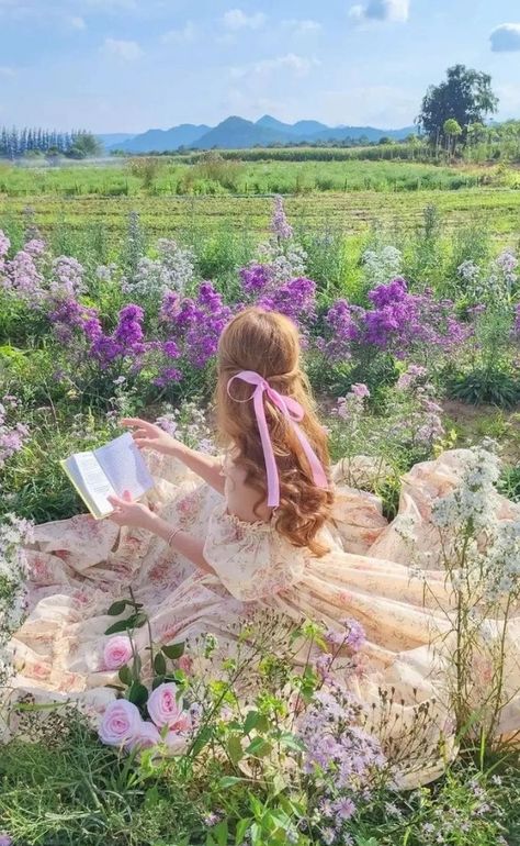 Cottagecore Wallpaper Iphone, Cottagecore Aesthetic Wallpaper, Cottagecore Girl, Frühling Wallpaper, Cottagecore Wallpaper, Fairytale Aesthetic, Cottage Aesthetic, Ethereal Aesthetic, Fotografi Vintage