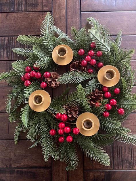 Advent Candles Aesthetic, Advent Wreath Candle Holder, Advent Crown Christmas, Christmas Wreath Candles, Advent Crown Ideas, Christmas Wreaths Candles, Advent Wreath Centerpiece, Advent Crown Diy, Christmas Wreaths With Candles