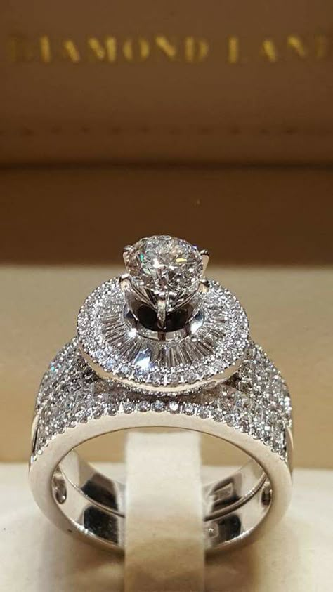 Expensive Diamond Ring, Most Expensive Diamond Ring, Most Expensive Diamond, Most Expensive Engagement Ring, Big Diamond Engagement Rings, Expensive Wedding, Expensive Wedding Rings, Expensive Engagement Rings, Jewelry Rings Unique