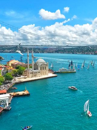 Find an Adventure | Road Scholar Pebble Shore Lake, Beautiful Masjid, Cityscape Drawing, Turkey Vacation, Visit Istanbul, Istanbul Photography, Travel Turkey, Scenic Travel, Istanbul Travel