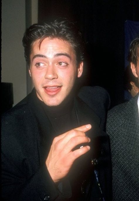 Robert Downey Jnr, Toni Stark, 90s Actors, Robert Downey Jr., Robert Downey Jr Iron Man, 90s Men, Marvel Actors, Man Thing Marvel, Downey Junior