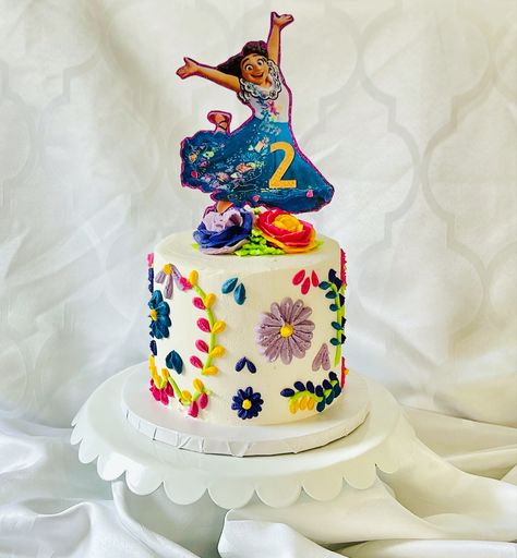 Small Encanto Cake, Mirabel Cake Ideas, Easy Encanto Cake, Encanto Smash Cake, Bolo Encanto Disney, Mirabel Cake, Encanto Birthday Cake, Elena Birthday Party, Encanto Cake